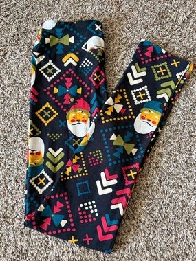 Festive Black Holiday Santa Print Leggings